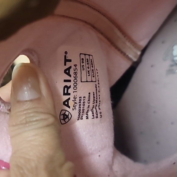 Ariat 👢 boots size 9 B - Picture 7 of 7